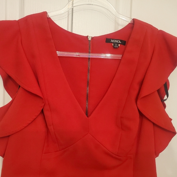 XOXO Red V-Neck Sheath Dress, flutter sleeves, Size 11/12 - Picture 3 of 8